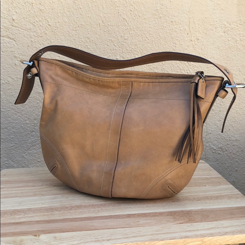 Coach classic camel hobo bag